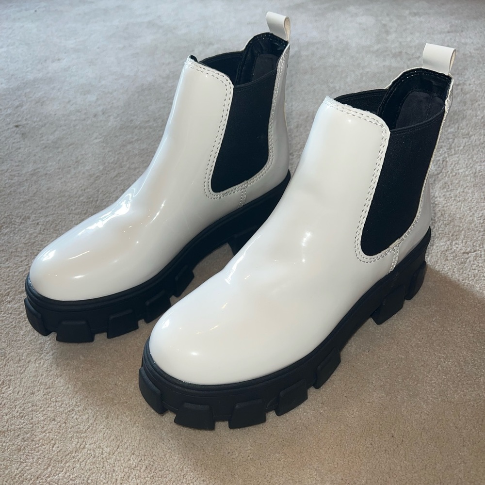 COPY - Circus by Sam Edelman Women’s Darielle Ankle Boot